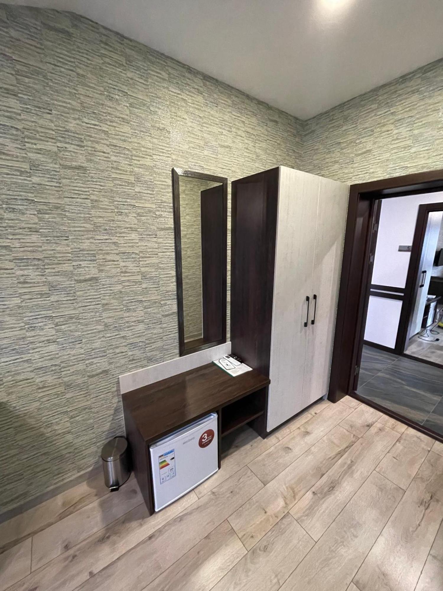 Ні Пуху, Ні Пера! Hotel Reshetylivka Exterior foto