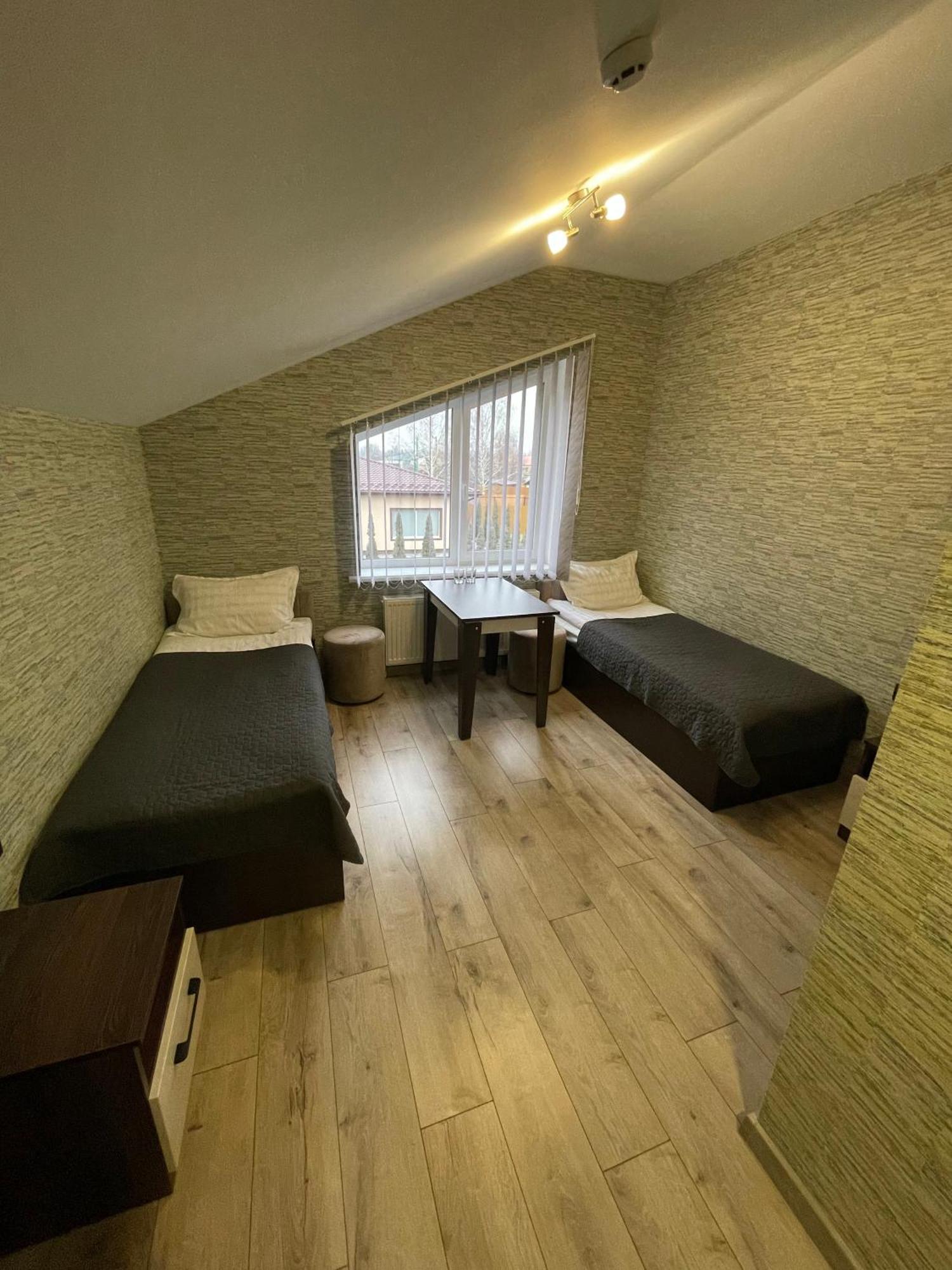 Ні Пуху, Ні Пера! Hotel Reshetylivka Exterior foto